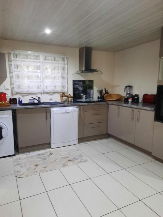 Gîte ma vie là avec jacuzzi privatif Saint-Julien-de-Cassagnas Exterior foto