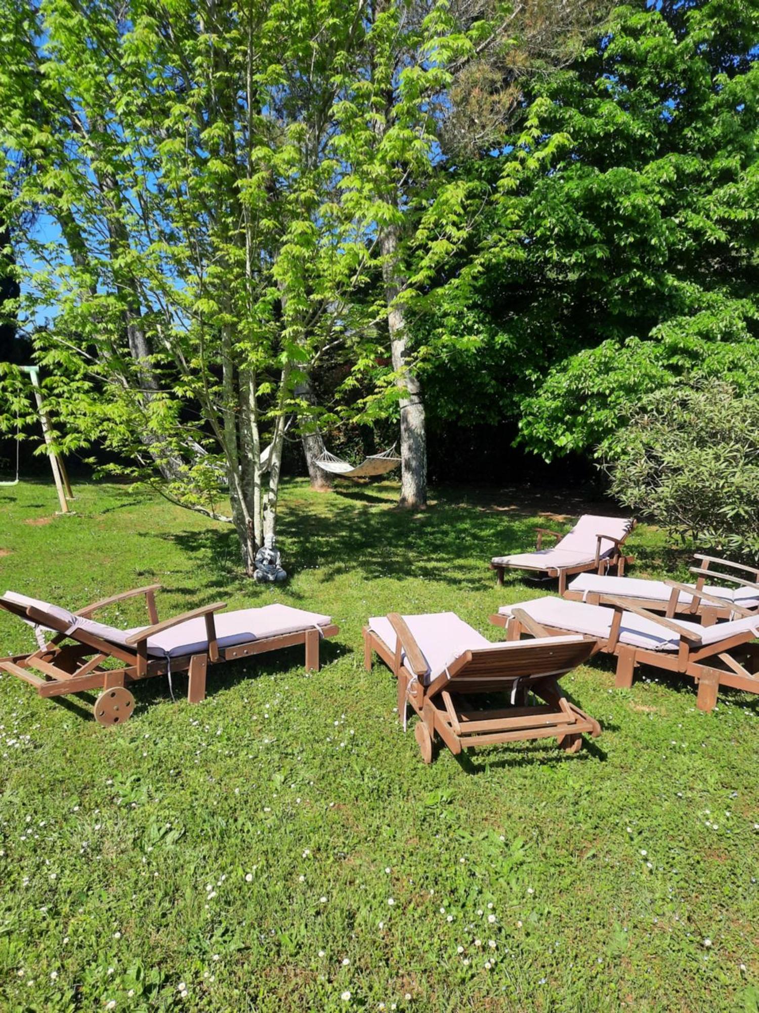 Gîte ma vie là avec jacuzzi privatif Saint-Julien-de-Cassagnas Exterior foto